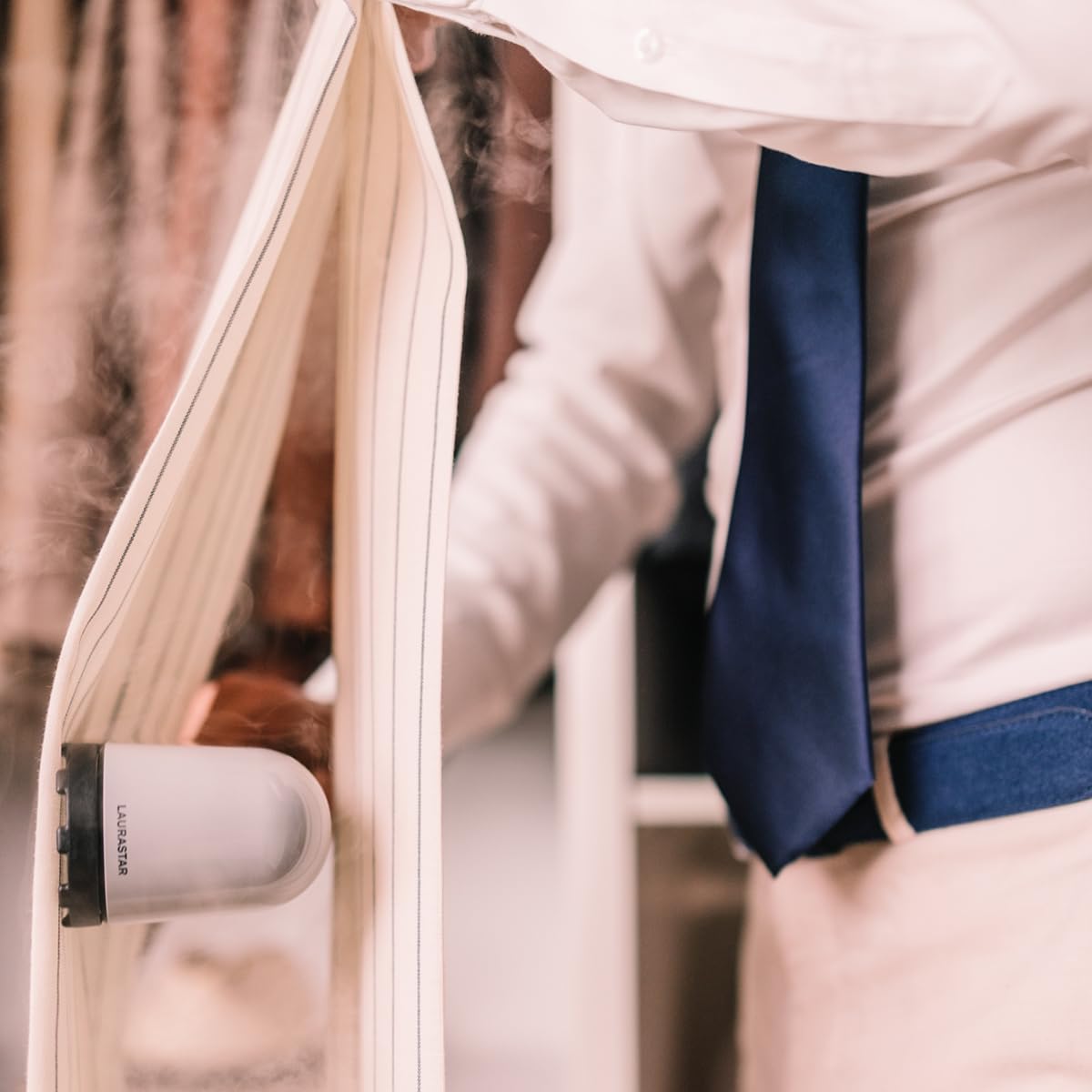 Laurastar IZZI Plus 2-in-1 Garment Steamer