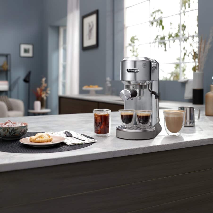 De'Longhi Dedica Duo with professional barista kit accessories