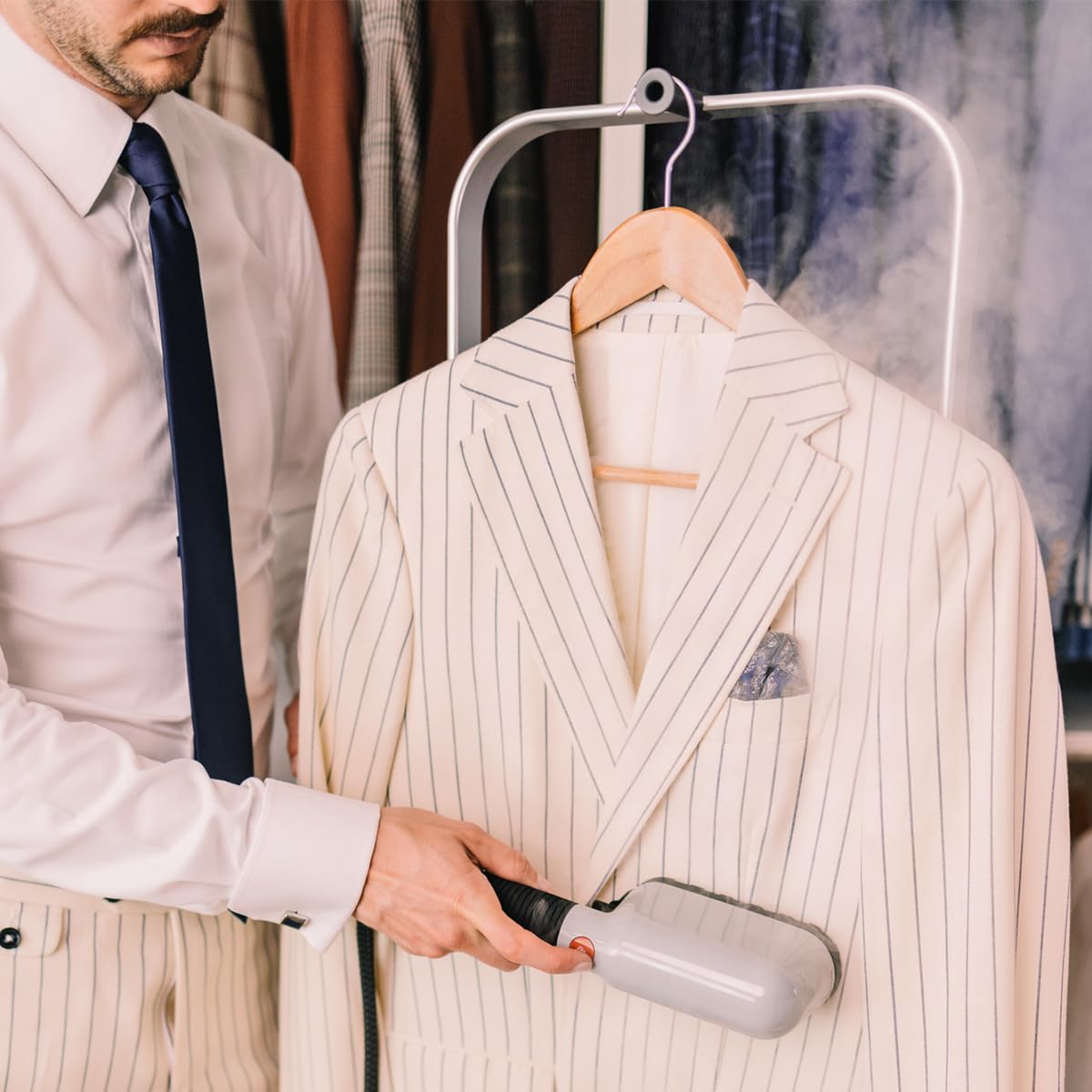 Laurastar IZZI Plus 2-in-1 Garment Steamer