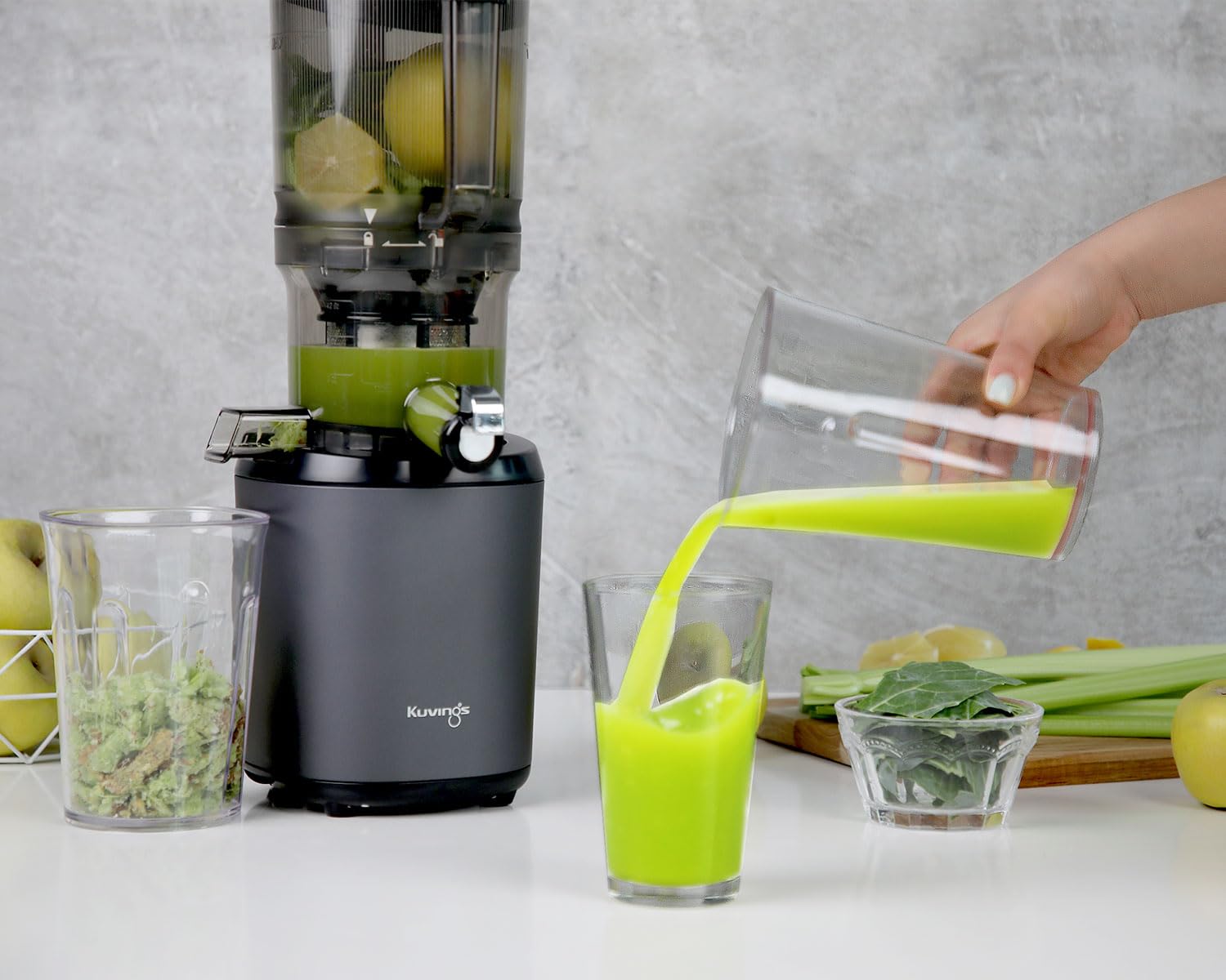 Kuvings Auto 6 Hands Free Cold Press Juicer