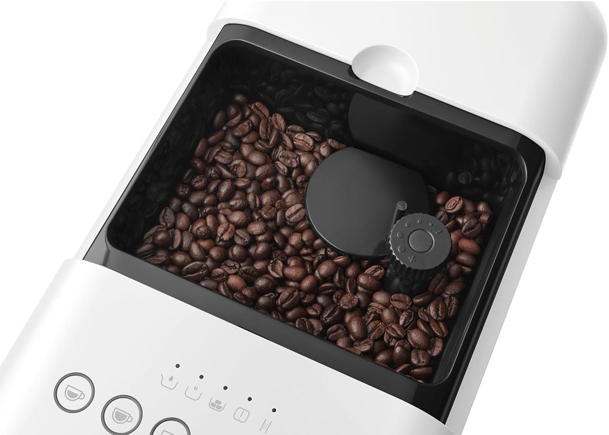 Smeg Automatic coffee machine with a milk system